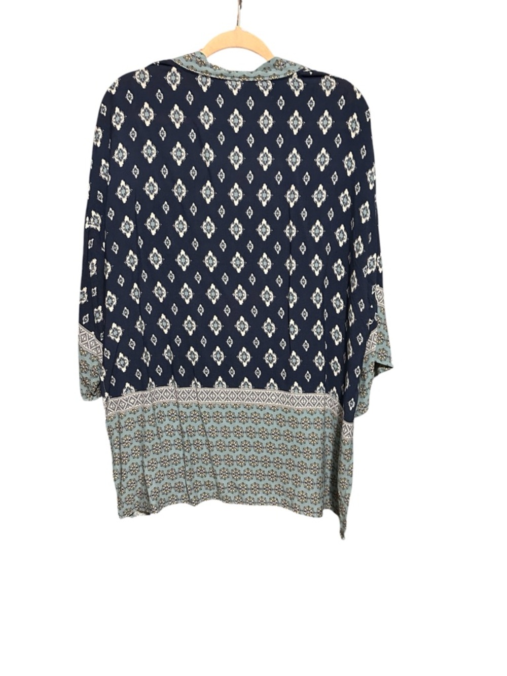 Knox Rose Navy & Sage Printed Open-Front Kimono Cardigan - Picture 3 of 7